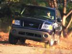 Ford Explorer Sport 2001 года
